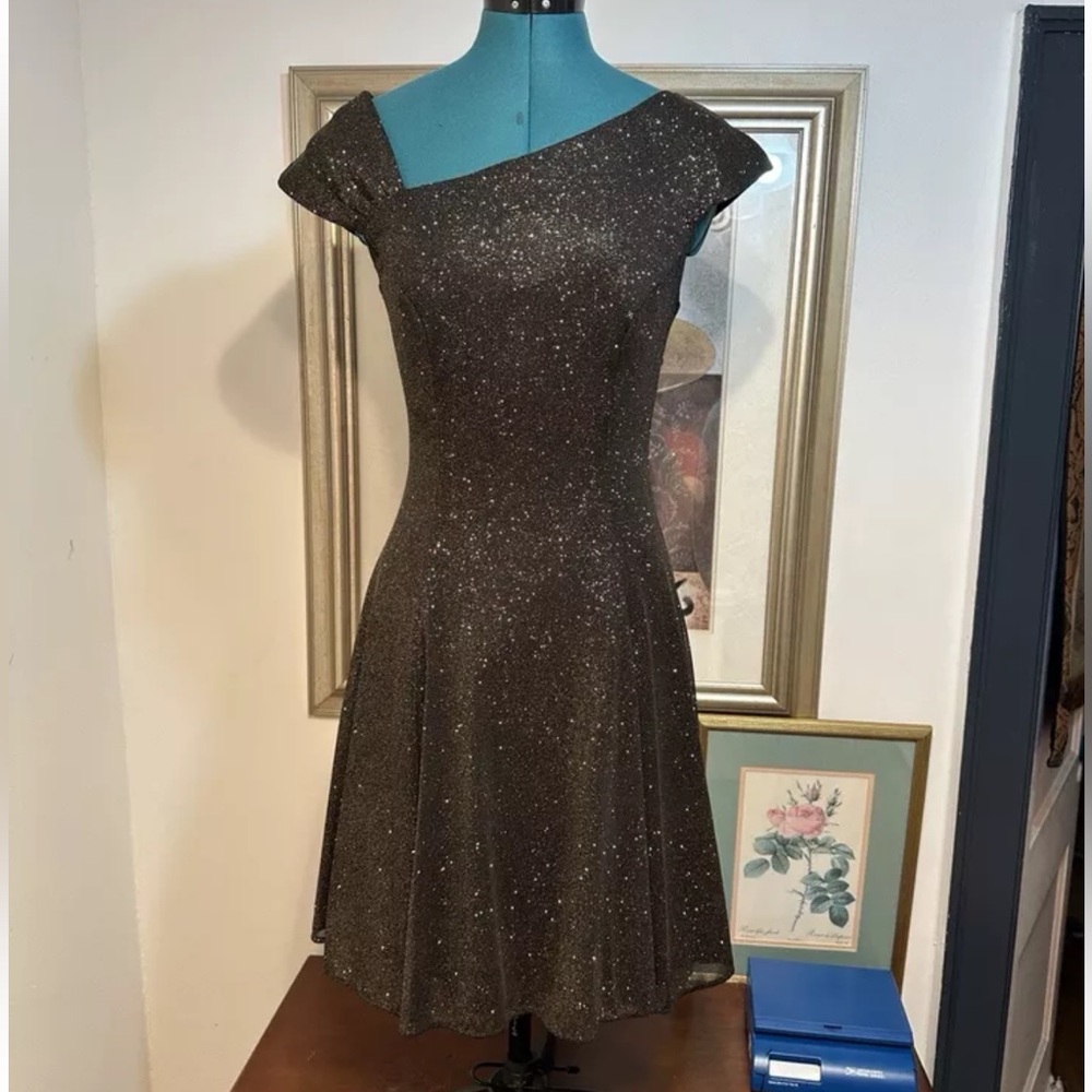 Southeastern Performance Apparel Gray Metallic As… - image 1